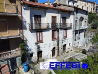 casa indipendente in vendita a Mendicino