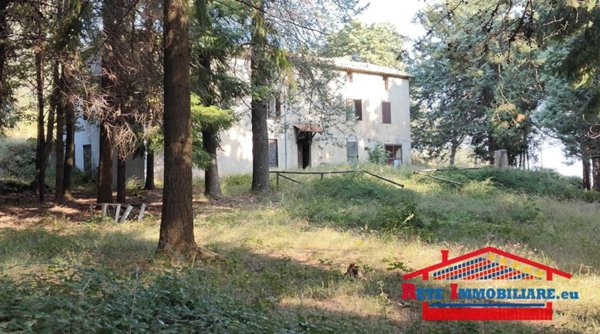 casa indipendente in vendita a Mendicino in zona Rizzuto