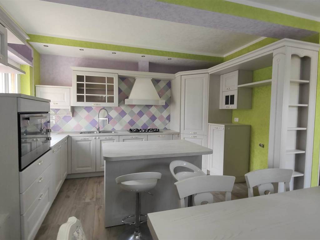 appartamento in vendita a Mendicino in zona Tivolille