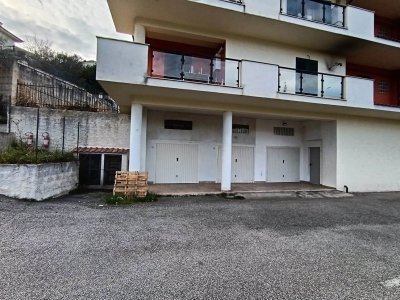 appartamento in vendita a Mendicino in zona Tivolille