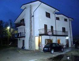 casa indipendente in vendita a Mendicino in zona Rosario