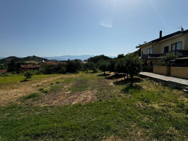 terreno agricolo in vendita a Mendicino in zona Pasquali