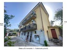casa indipendente in vendita a Mendicino