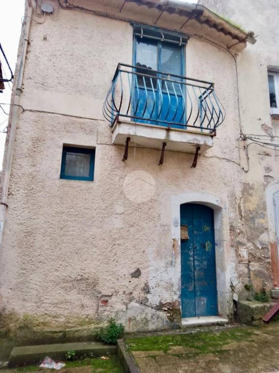 casa indipendente in vendita a Mendicino in zona Rosario