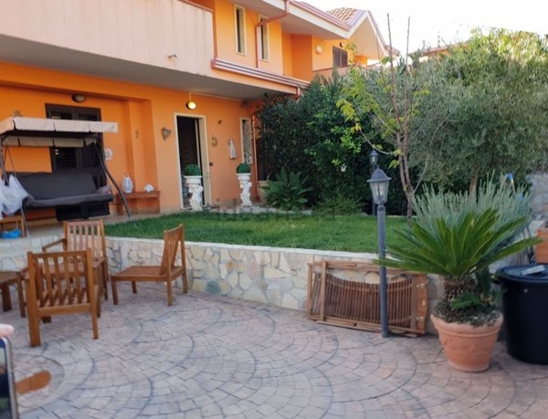 casa indipendente in vendita a Mendicino