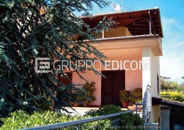 casa indipendente in vendita a Mendicino