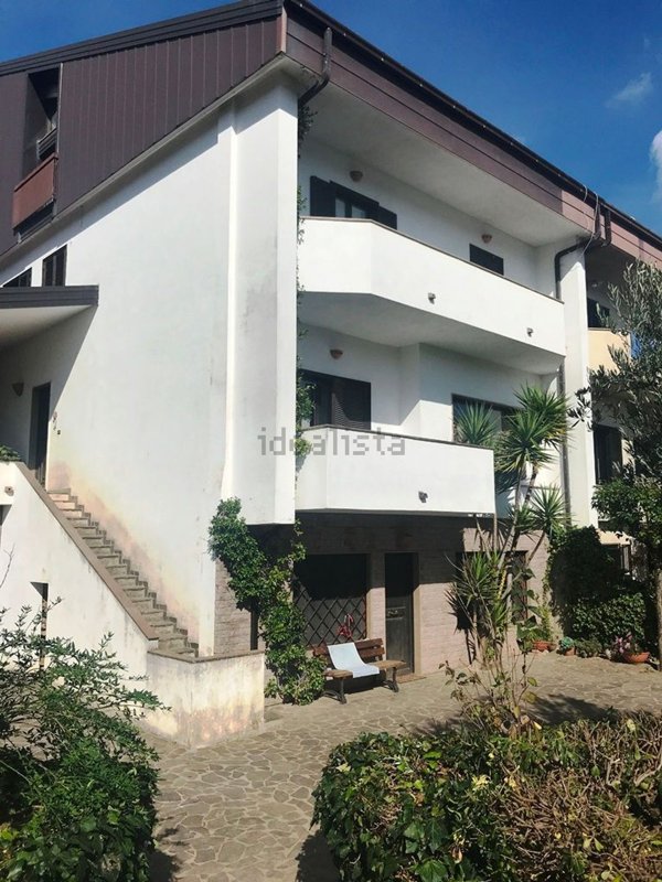 casa indipendente in vendita a Mendicino