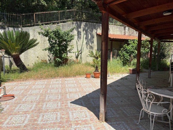 appartamento in vendita a Mendicino in zona Tivolille