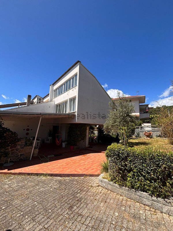 casa indipendente in vendita a Mendicino in zona Candelisi