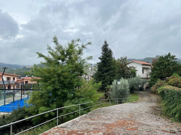 casa indipendente in vendita a Mendicino in zona Candelisi