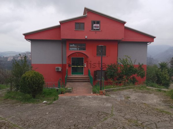 appartamento in vendita a Mendicino in zona Rosario