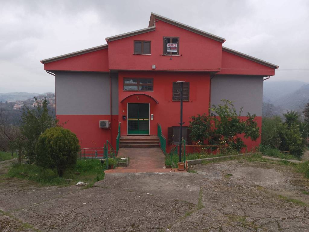 appartamento in vendita a Mendicino in zona Rosario