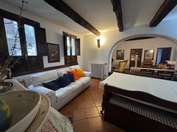 casa indipendente in vendita a Mendicino