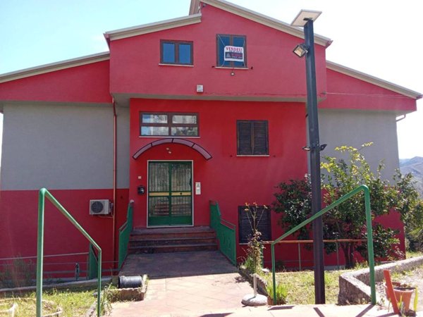 appartamento in vendita a Mendicino in zona Rosario