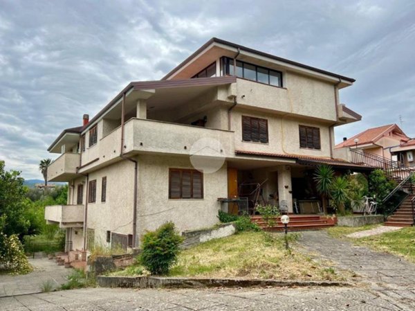 appartamento in vendita a Mendicino in zona San Bartolo