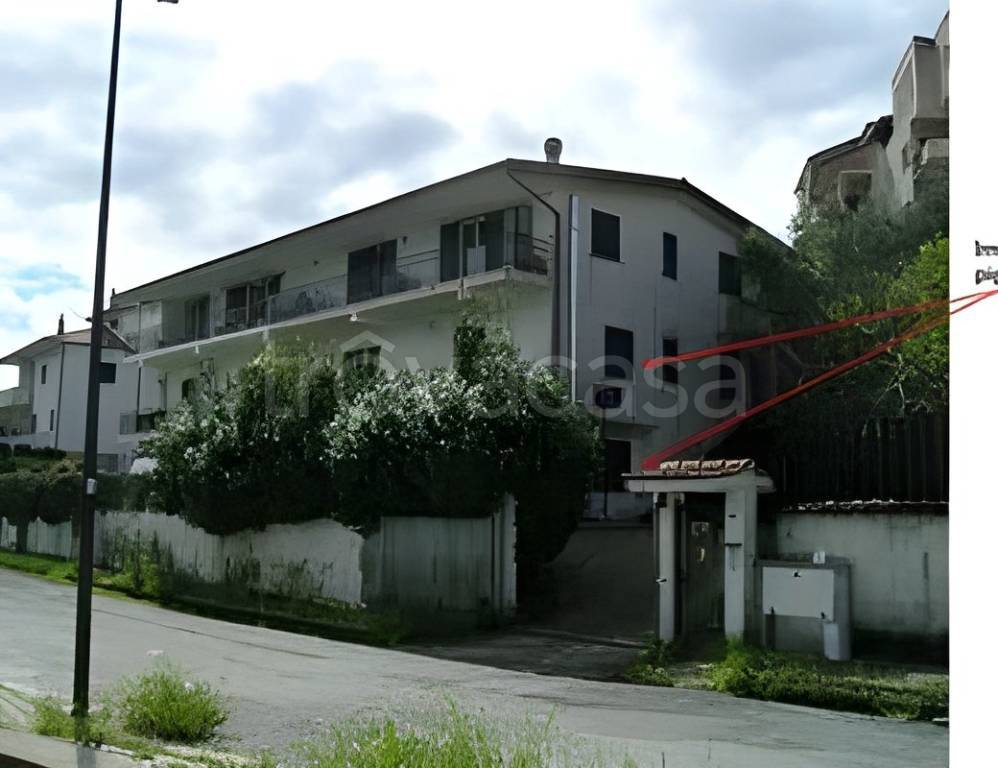 appartamento in vendita a Mendicino in zona Tivolille
