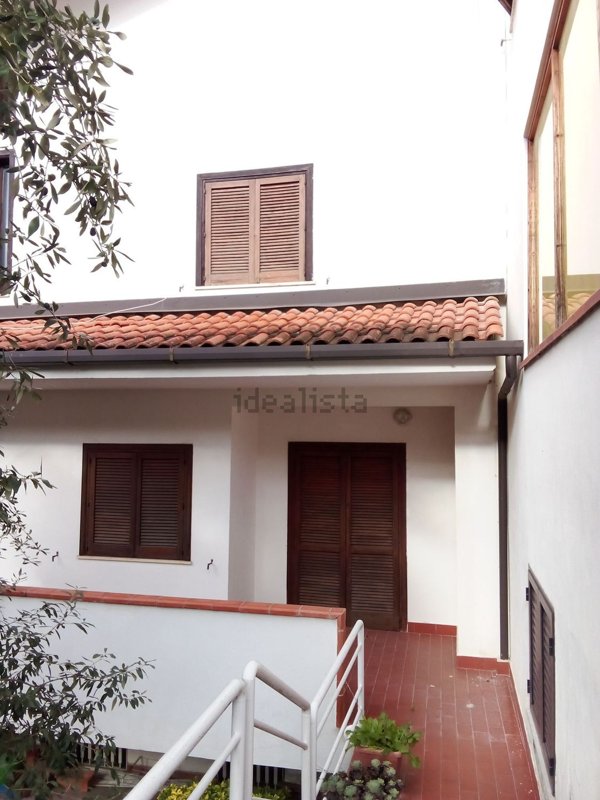 casa indipendente in vendita a Mendicino in zona Pasquali