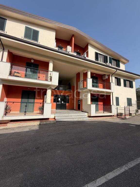 appartamento in vendita a Mendicino in zona Tivolille