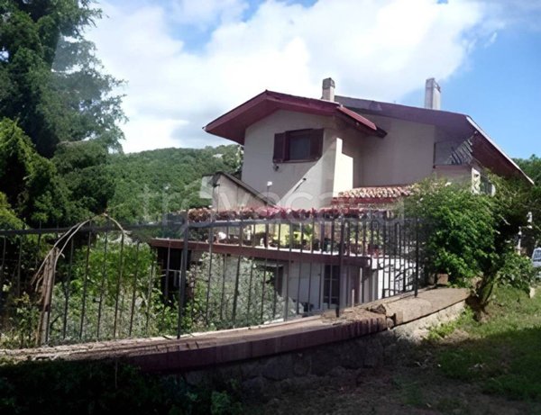 appartamento in vendita a Mendicino in zona Santa Maria