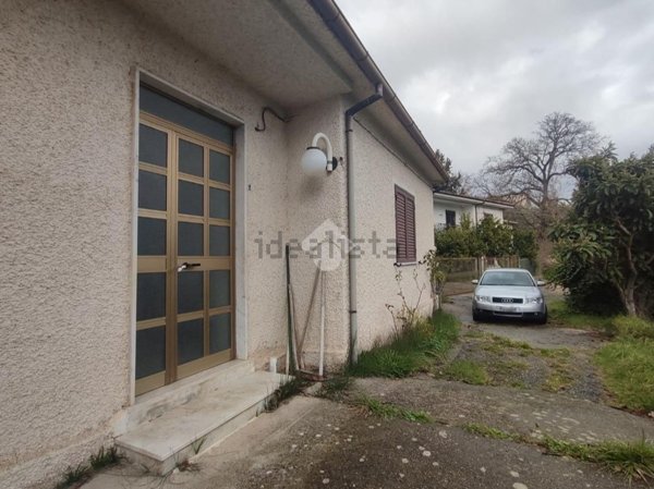 casa indipendente in vendita a Mendicino in zona San Bartolo