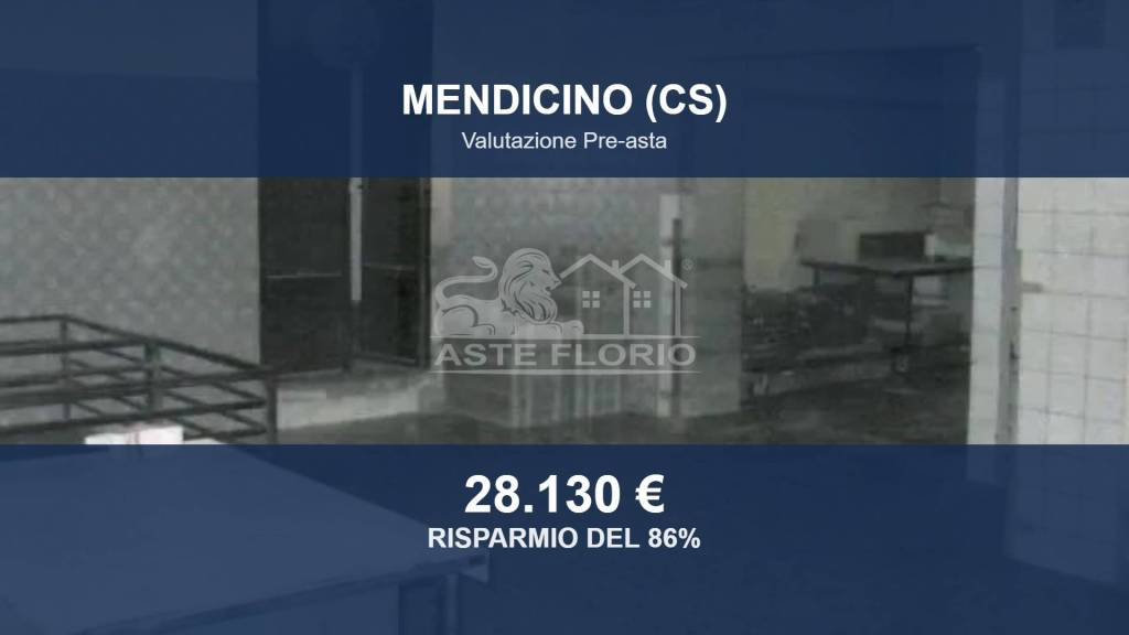 locale commerciale in vendita a Mendicino in zona Santa Maria