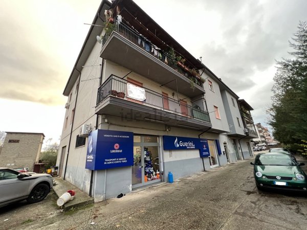 locale di sgombero in vendita a Montalto Uffugo in zona Settimo