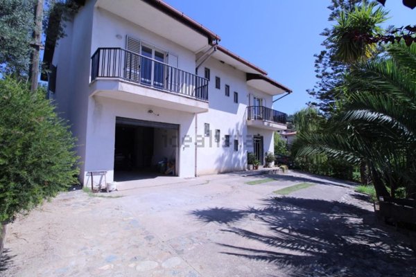casa indipendente in vendita a Montalto Uffugo in zona Lucchetta