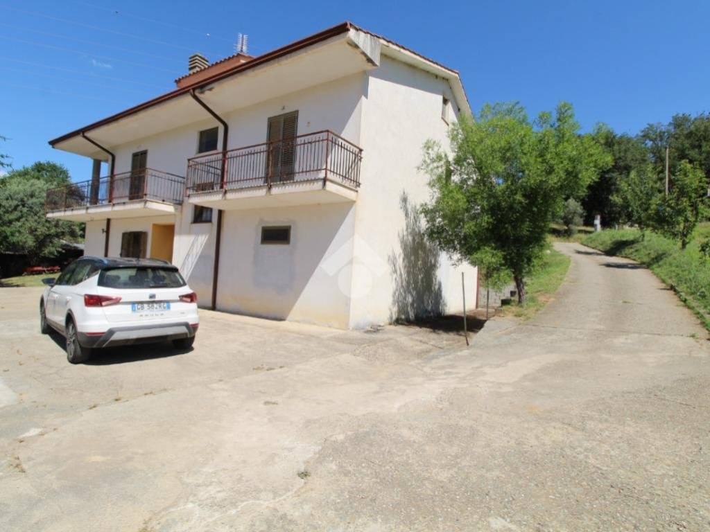 casa indipendente in vendita a Montalto Uffugo