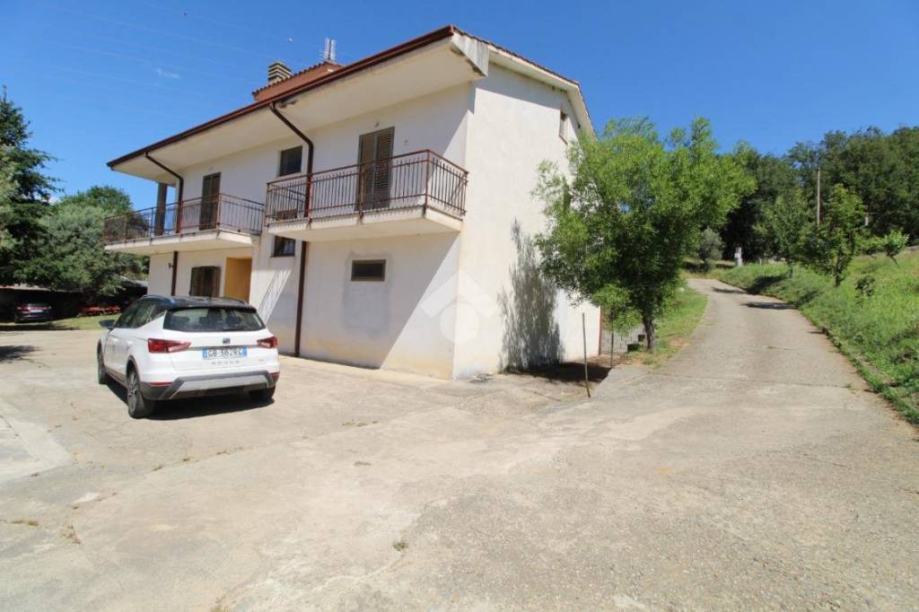 casa indipendente in vendita a Montalto Uffugo