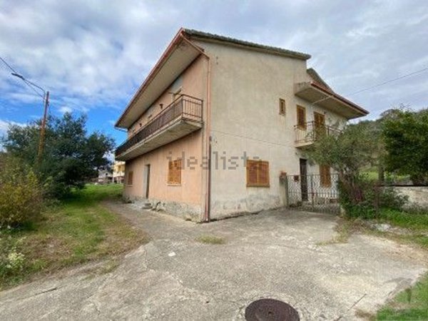 casa indipendente in vendita a Montalto Uffugo