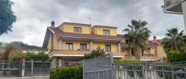 casa indipendente in vendita a Montalto Uffugo in zona Taverna