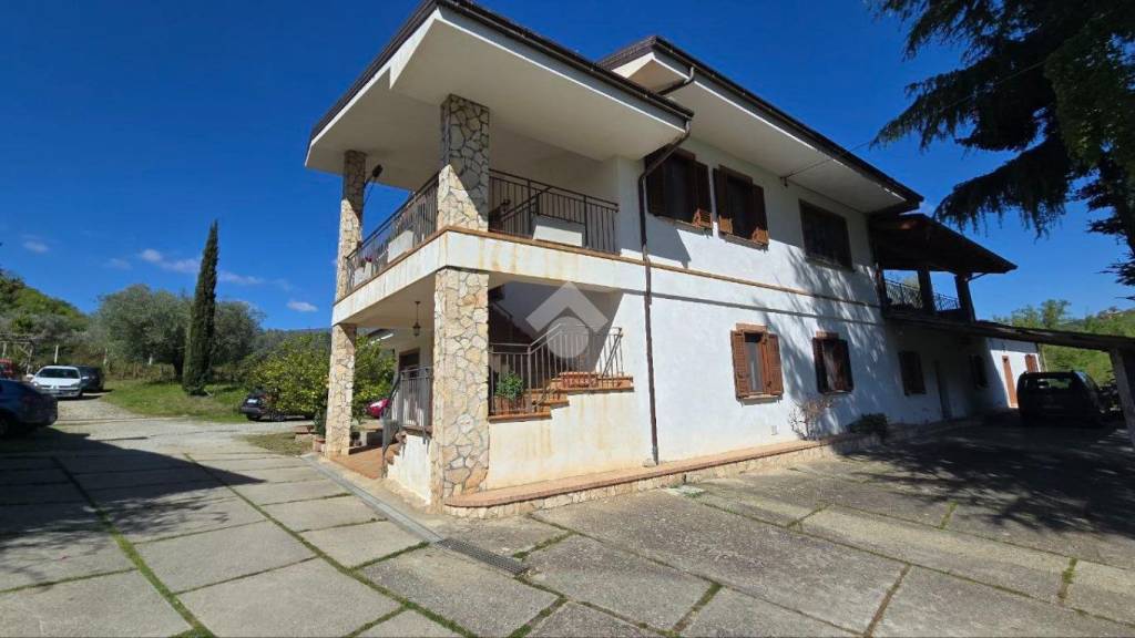 casa indipendente in vendita a Montalto Uffugo in zona Taverna