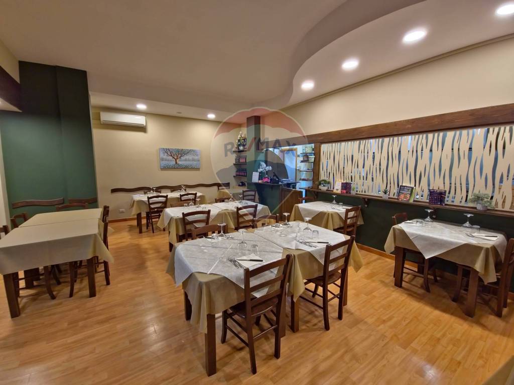 negozio in vendita a Montalto Uffugo