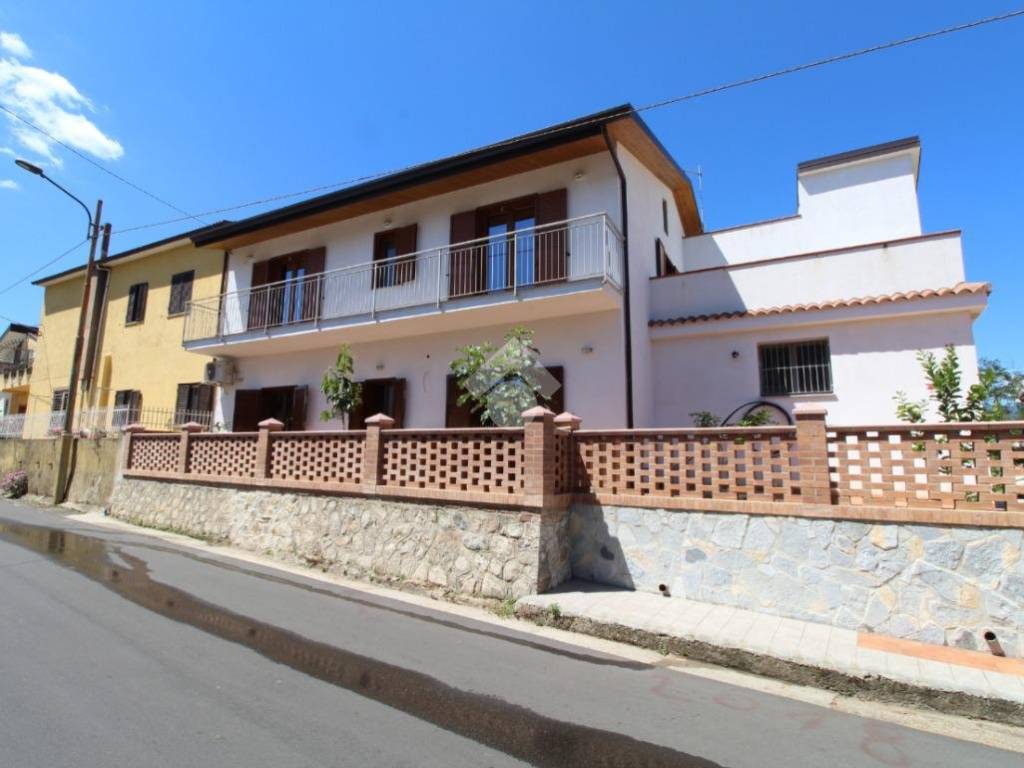 casa indipendente in vendita a Montalto Uffugo in zona Settimo