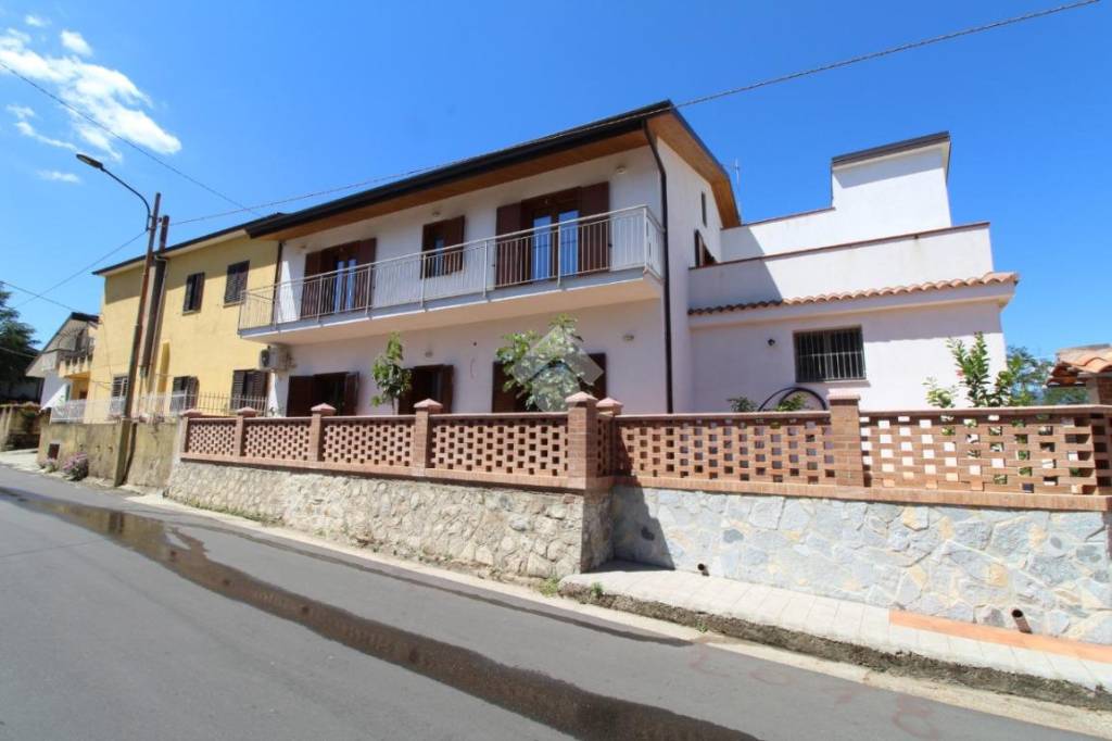 casa indipendente in vendita a Montalto Uffugo in zona Settimo