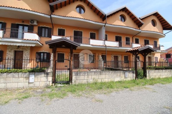 casa indipendente in vendita a Montalto Uffugo in zona Taverna