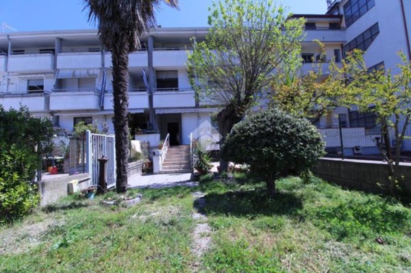 casa indipendente in vendita a Montalto Uffugo