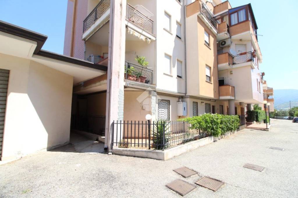 appartamento in vendita a Montalto Uffugo in zona Settimo