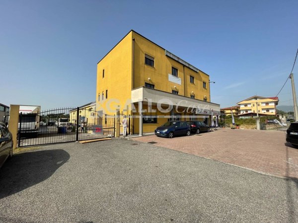ufficio in vendita a Montalto Uffugo