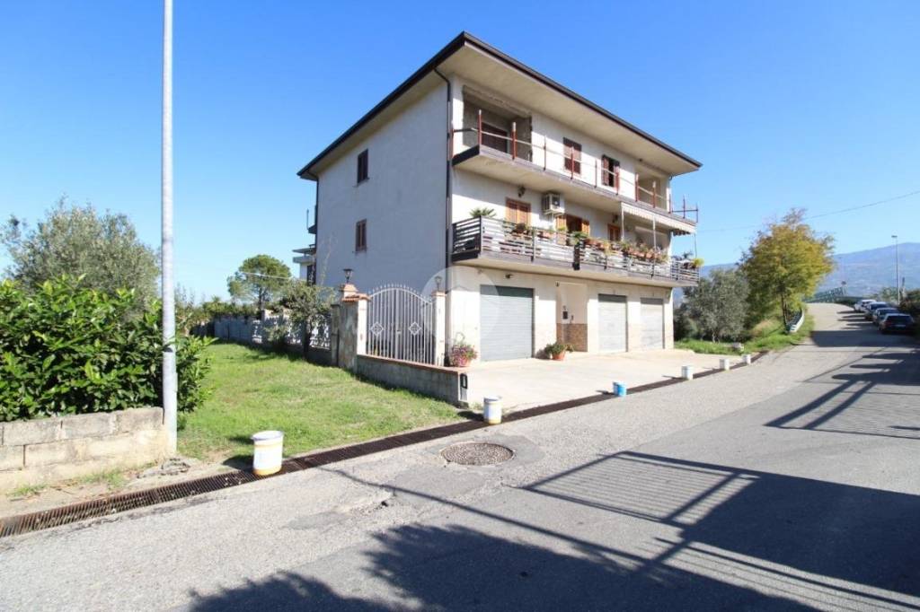 appartamento in vendita a Montalto Uffugo in zona Taverna