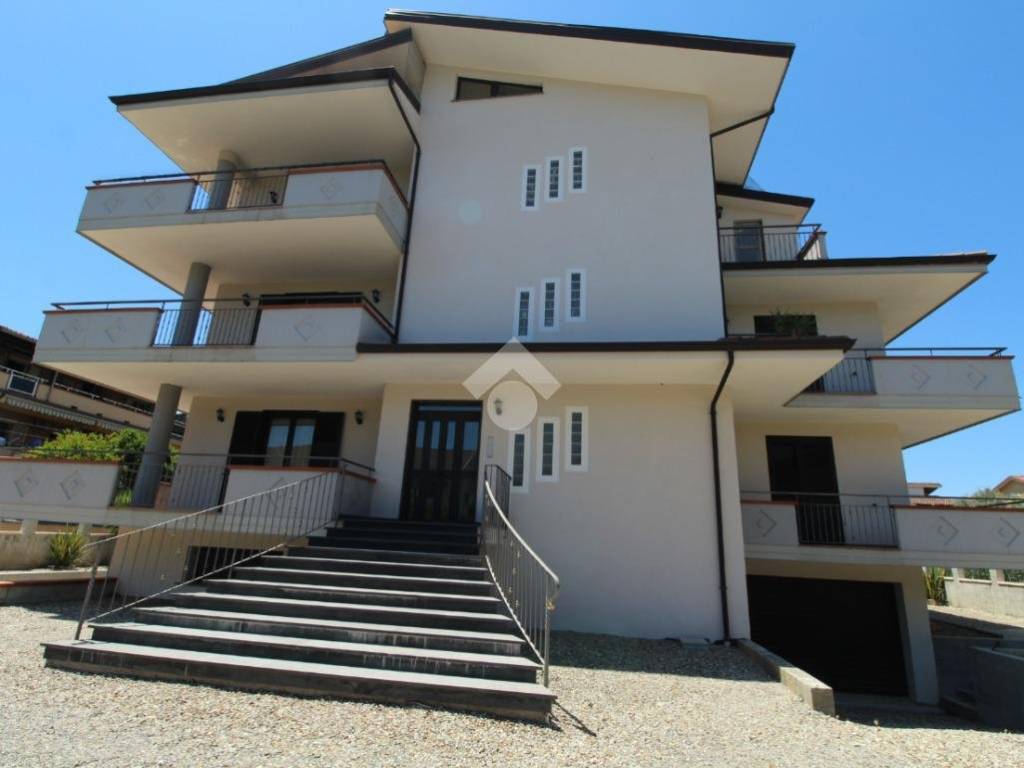 appartamento in vendita a Montalto Uffugo in zona Taverna