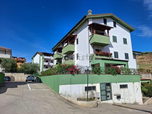 appartamento in vendita a Montalto Uffugo in zona Settimo