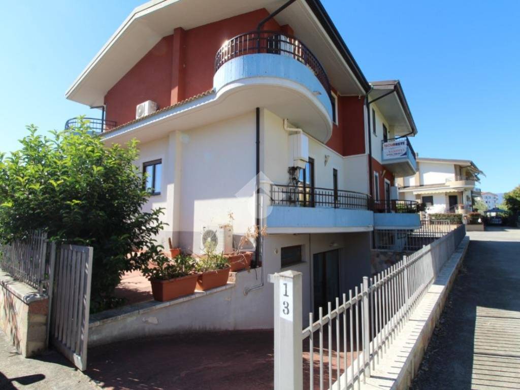 casa indipendente in vendita a Montalto Uffugo in zona Taverna