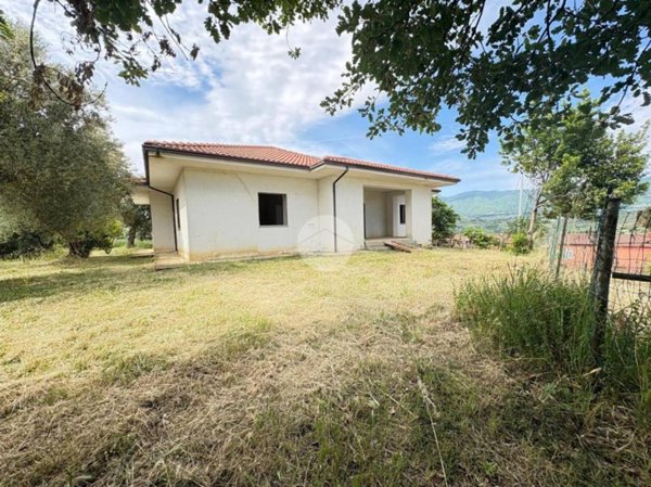 casa indipendente in vendita a Montalto Uffugo in zona Sant'Angelo