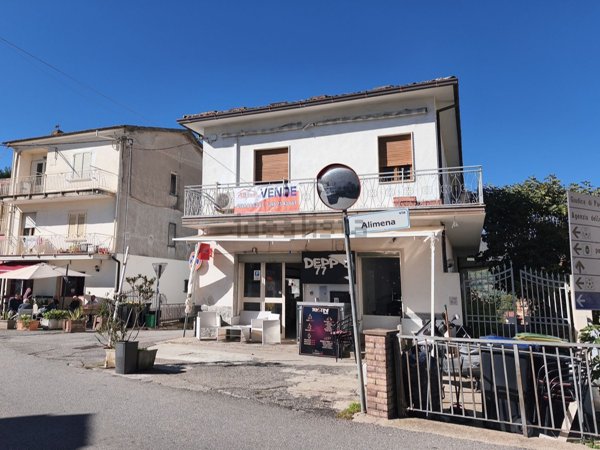 casa indipendente in vendita a Montalto Uffugo