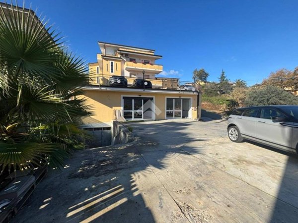 negozio in vendita a Montalto Uffugo in zona Settimo