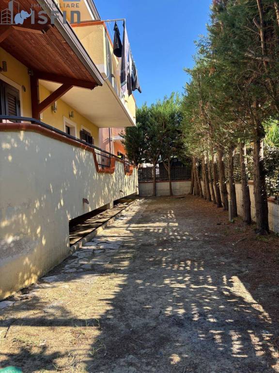 casa indipendente in vendita a Montalto Uffugo