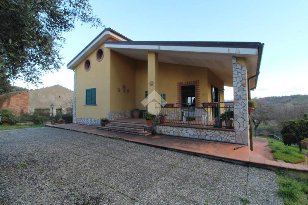 casa indipendente in vendita a Montalto Uffugo