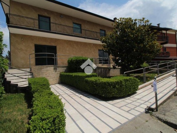 ufficio in vendita a Montalto Uffugo in zona Taverna