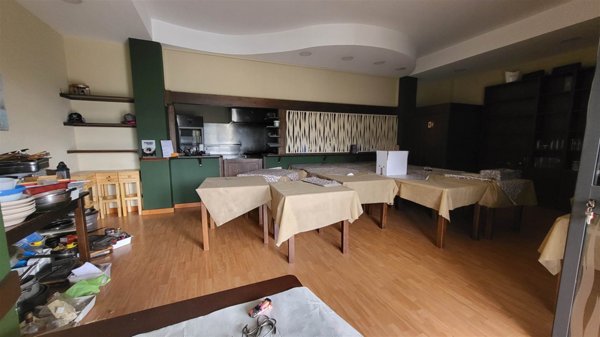 locale commerciale in vendita a Montalto Uffugo